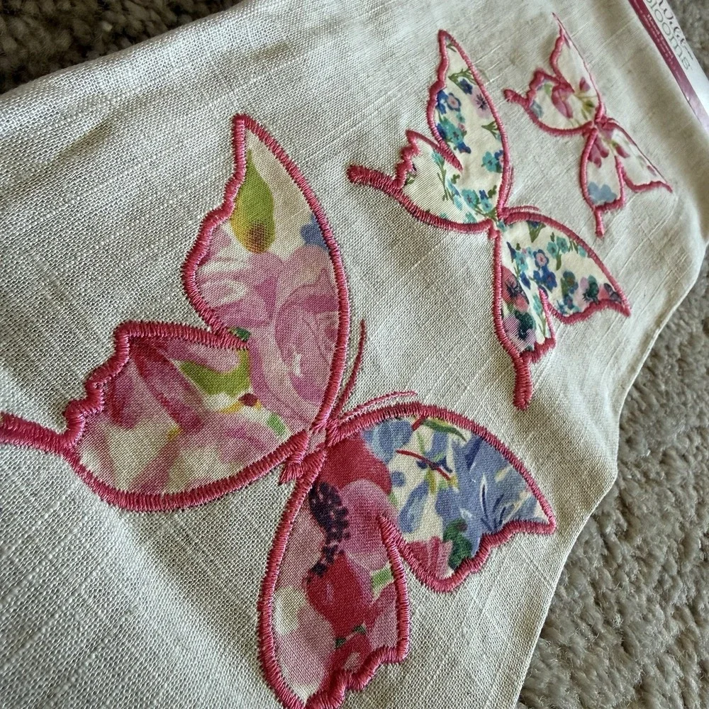 Jo-Ann Stores Wild Blooms Butterfly Embroidered Fabric Hand Towel 16x28 New 2016